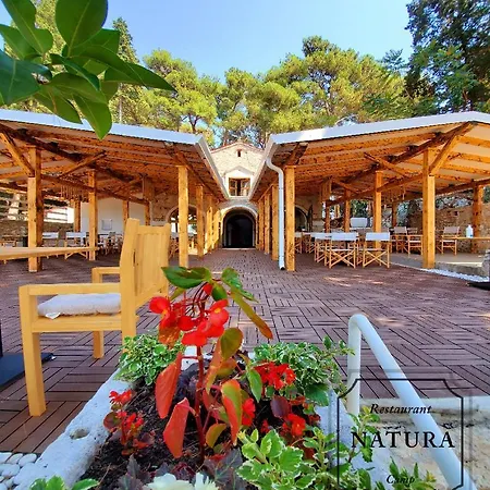 Pineta Mobile In Porton Biondi Camp Kemp