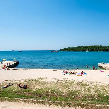 Campsite Pineta Mobile In Porton Biondi Camp Rovinj